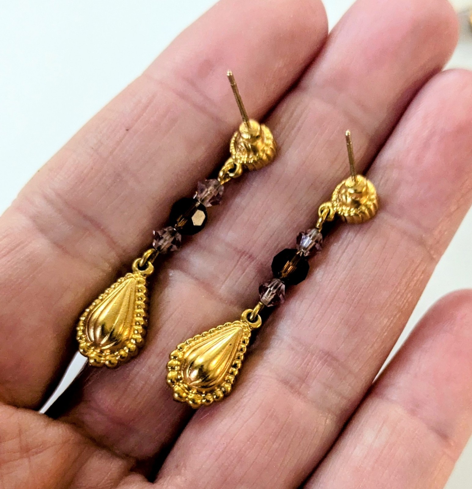 Vintage SWAROVSKI Swan Signed Brown Garnet Tone Crystal Dangle Drop Earrings 1.5