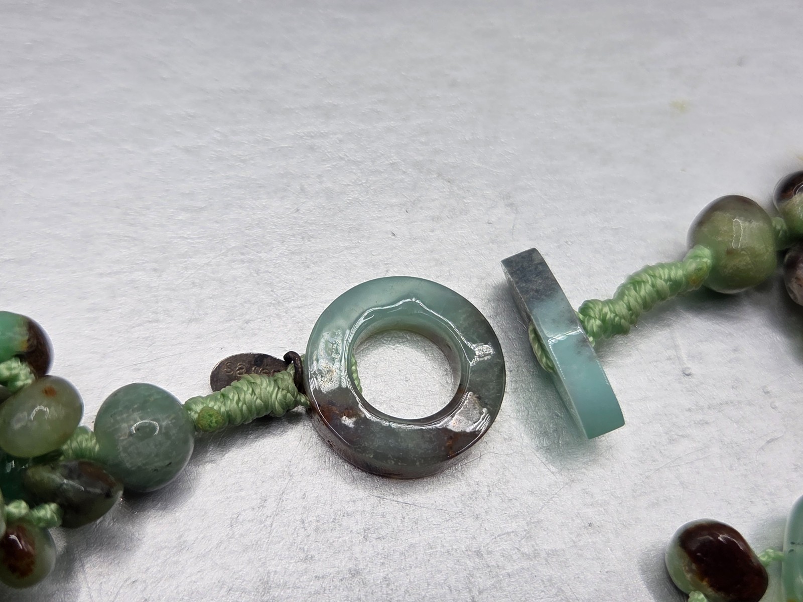 Vtg Sajen Chrysoprase Australia Green Jade Multi strand Beaded Necklace 19″