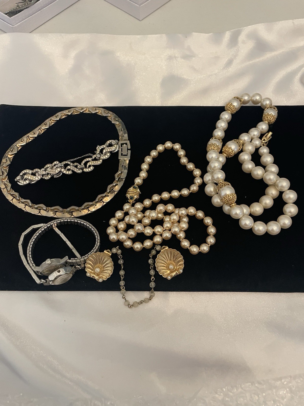 Junk Jewelry FOR CRAFTS WEAR PICS 1 & 2 Necklaces Watches Brooch Some SIGNED #3