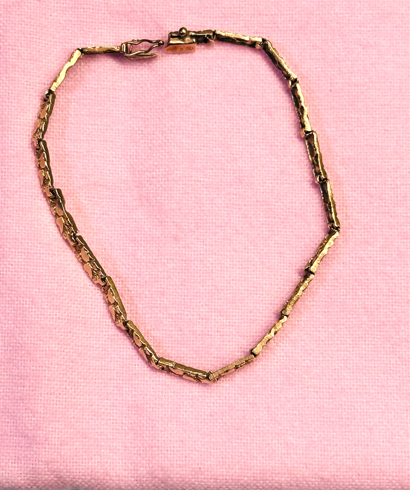 vintage stamped 14k gold nugget bracelet w safety clasp 6grams, 7″length, 3mm W