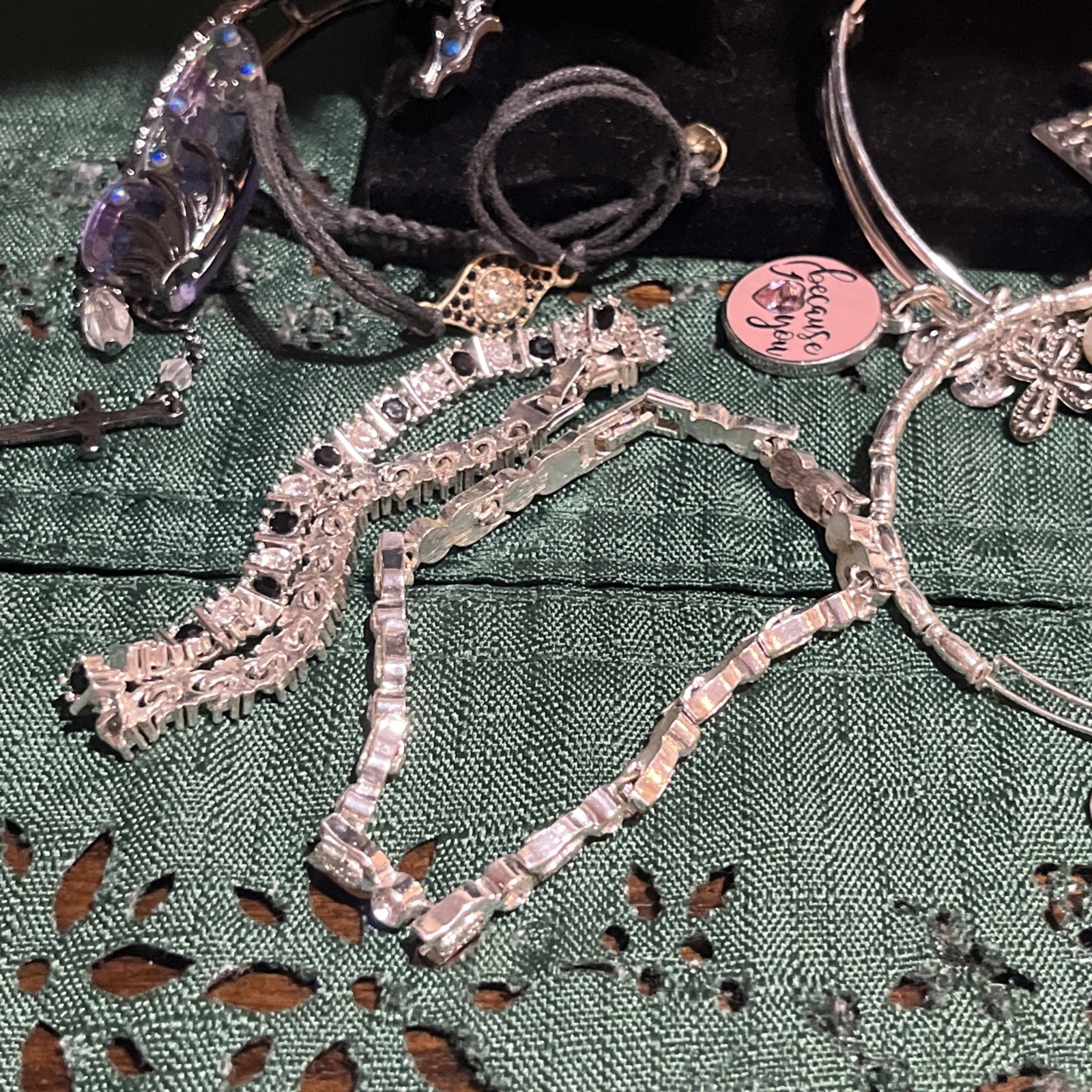 Jewelry Fashion lot Eclectic Silver Tone Vtg Modern Necklaces Bracelets Bulk