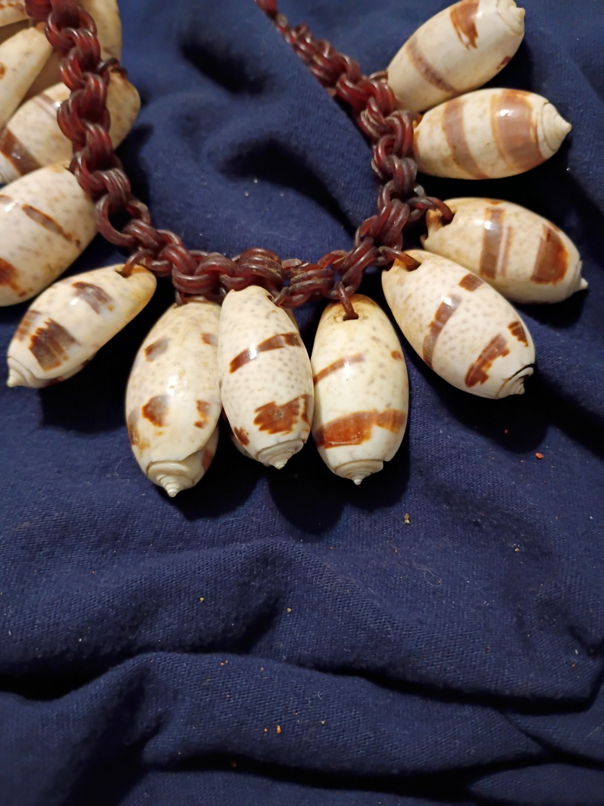 shell necklace vintage