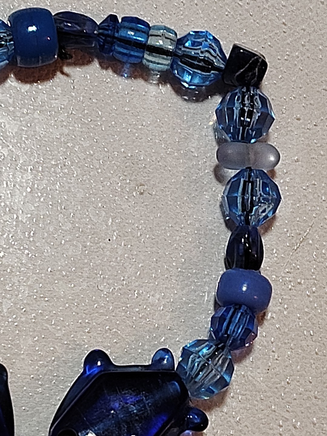 Little Fish Creatures Blue Art Glass Vintage Beaded Bracelet Elastic Stretch