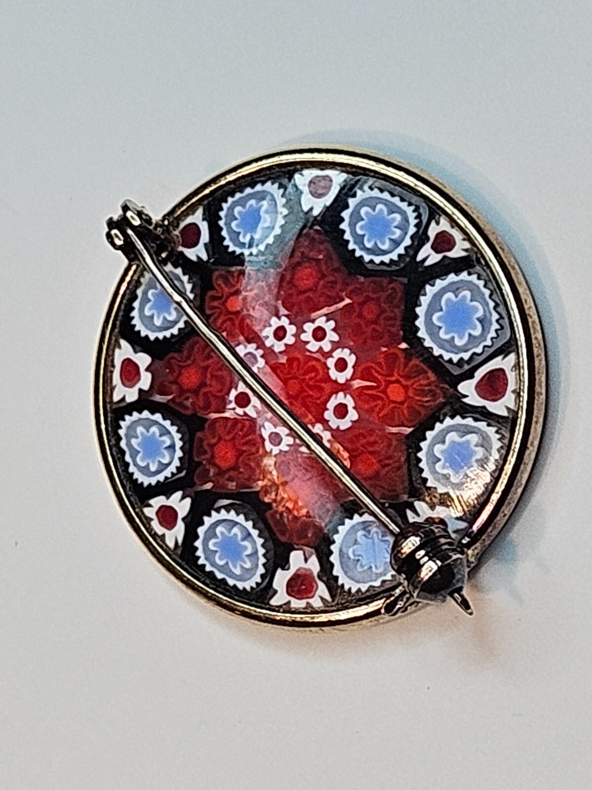Murano Glass Brooch Pin 1-1/16 Inch Venetian Glass Solid No Holes