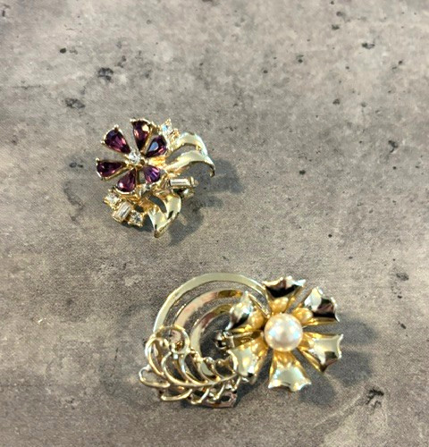 Vintage Lot of 2 Flowers Gold Tone Pin Brooch Purple Rhinestones and Pearl
