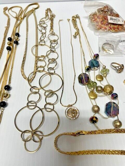 Vintage To Modern Gold Tone Costume Jewelry lot 1 lb Bag FC-9-3