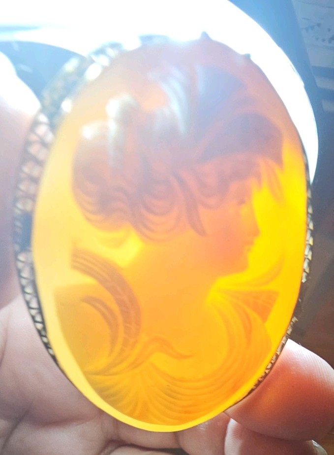 EARLY Vintage 14k Yellow Gold Shell Carved Cameo Brooch/Pendant 2″x1.5″ C-clasp