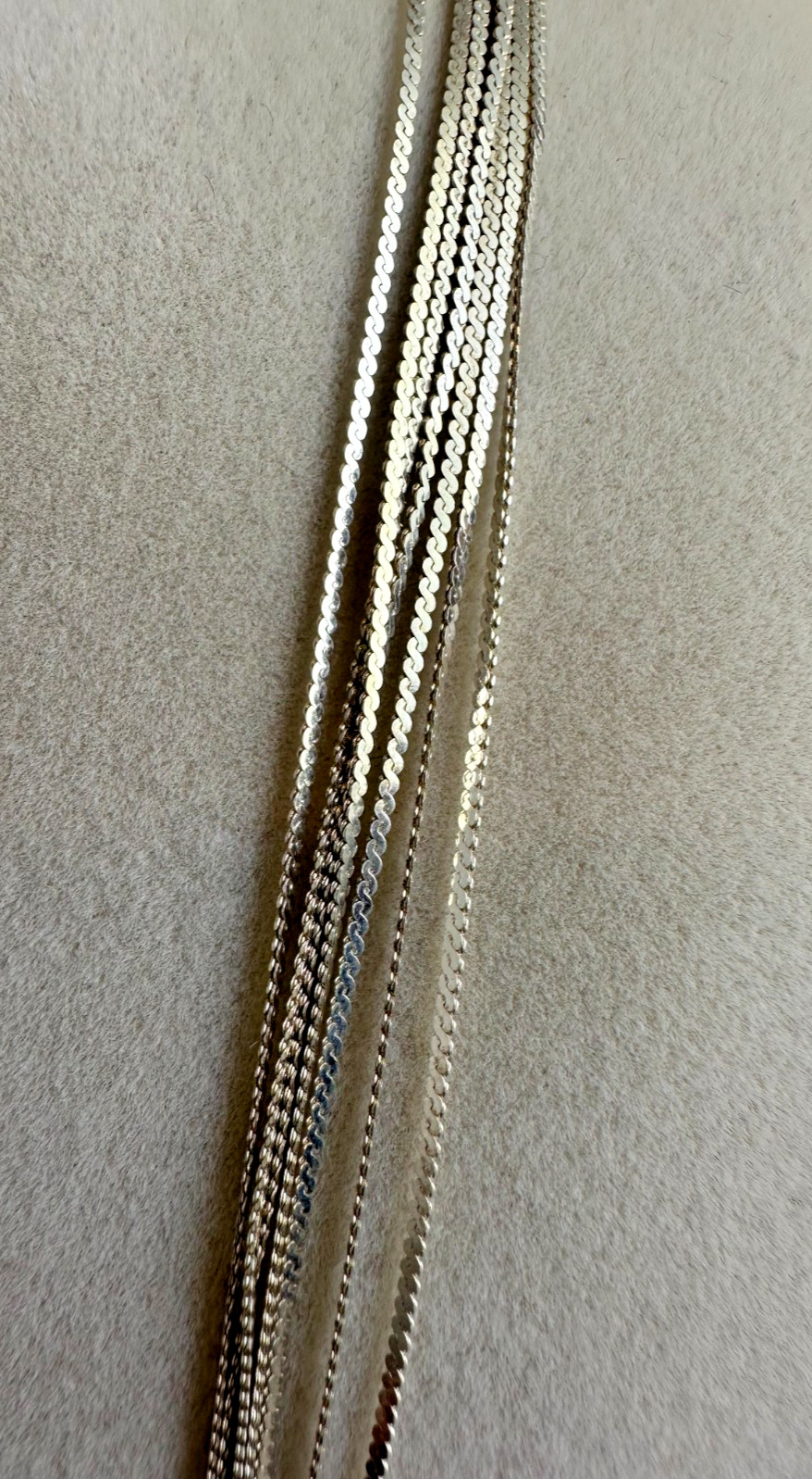 Italy .925 Sterling Silver 7 Strand Necklace. 10.58g L- 24 in.