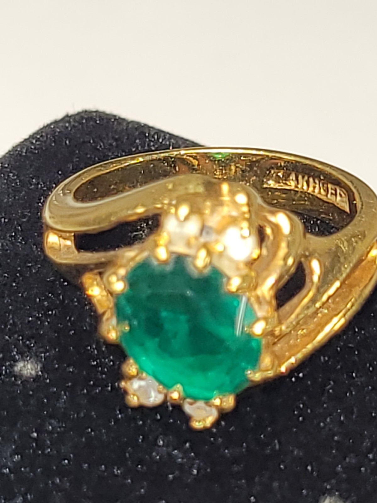 Vintage 14KGE Plate Imitation Emerald Solitaire Clear Stone Accents Fashion Ring