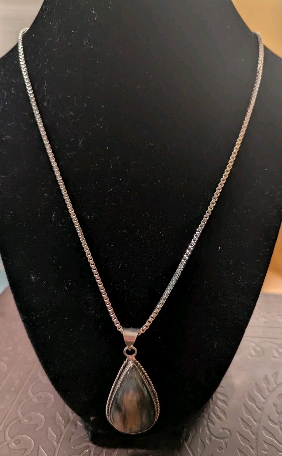 Vintage Sterling Silver Labradorite Oval Pendant on New 925 Box Chain Gift Ready
