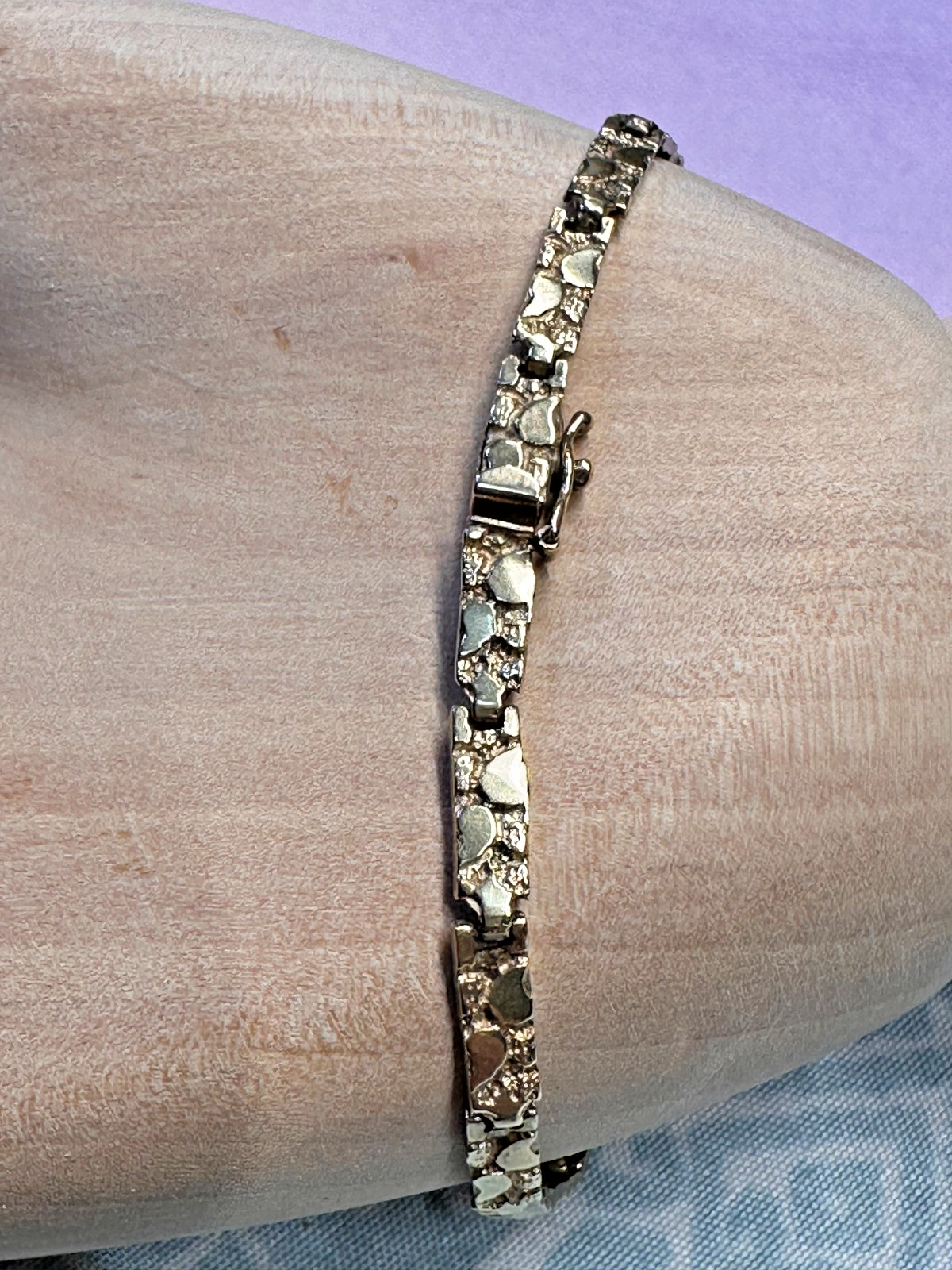 vintage stamped 14k gold nugget bracelet w safety clasp 6grams, 7″length, 3mm W