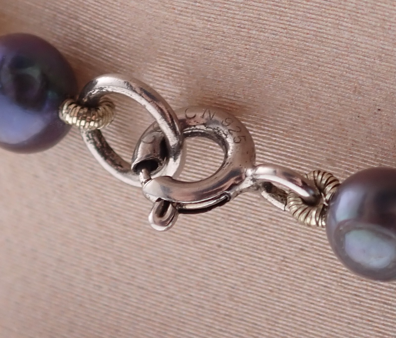 Vintage CGI Sterling Clasp 35″ Assorted Sizes Gray White Cultured Pearl Necklace