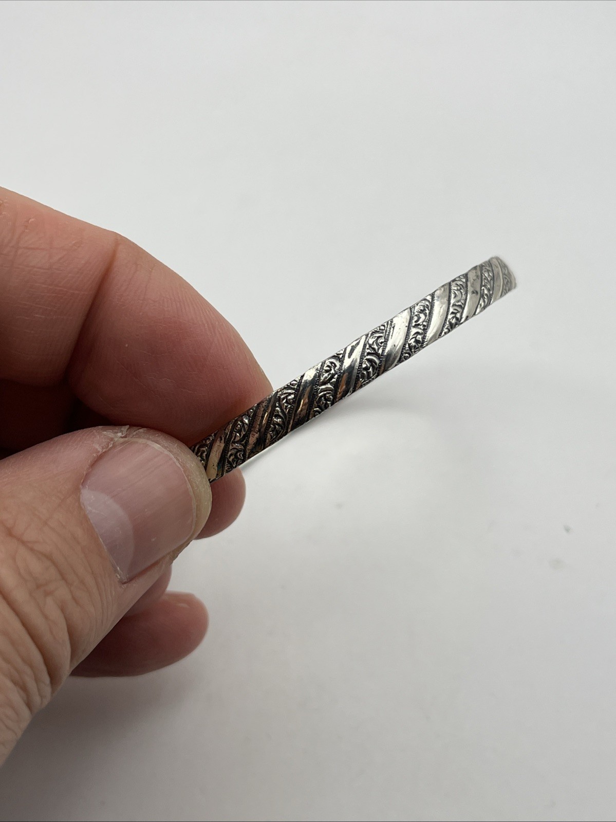 3 Vintage DANECRAFT Sterling Silver Bangle Bracelets -2.5″ Diam 34.1 Grams
