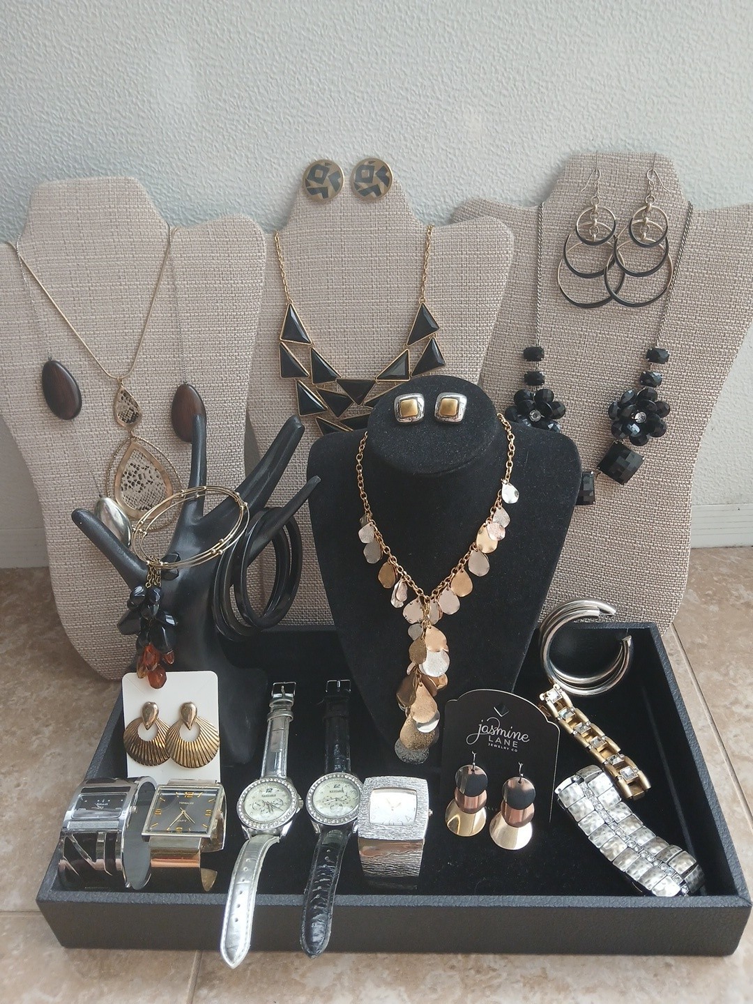 Vintage-Modern Costume Jewelry Mix Lot 20+ Necklaces Watches Earrings Bracelets