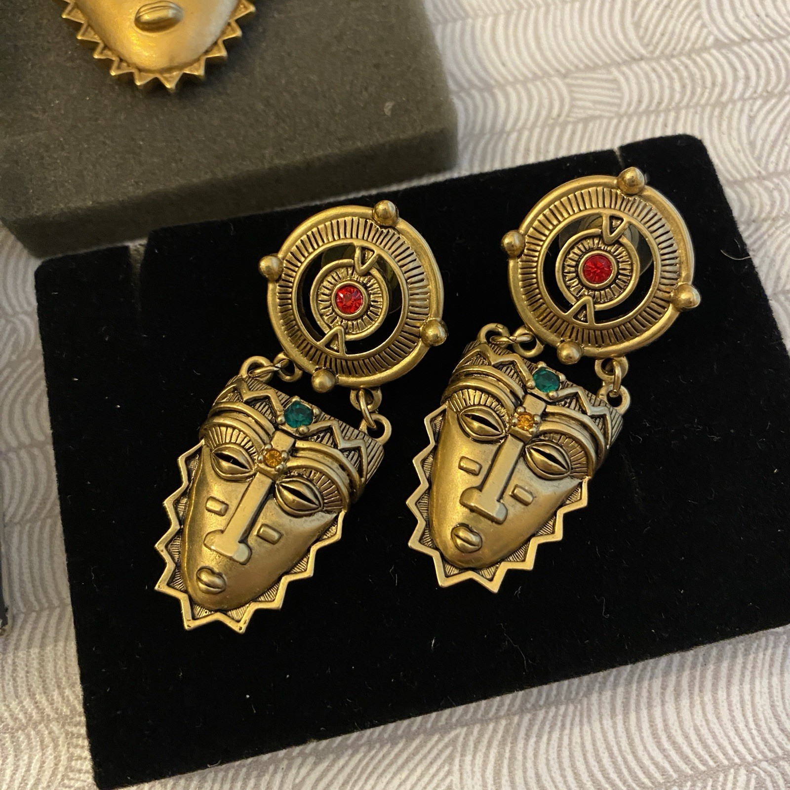Coreen Simpson for Avon 1994 African Tribal Mask Brooch & Pierced Earring Set