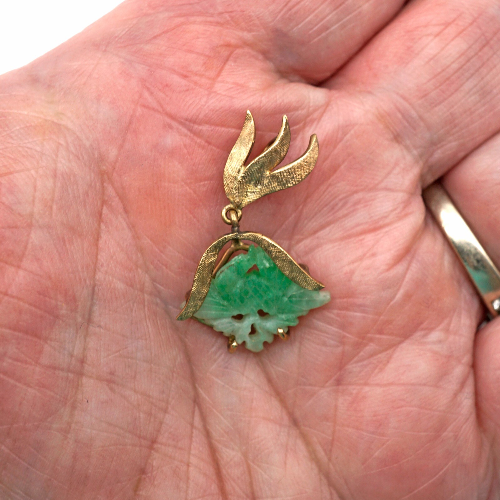 Vintage Green Jadeite Jade Pendant Pierced Floral Design in 14K Gold Setting