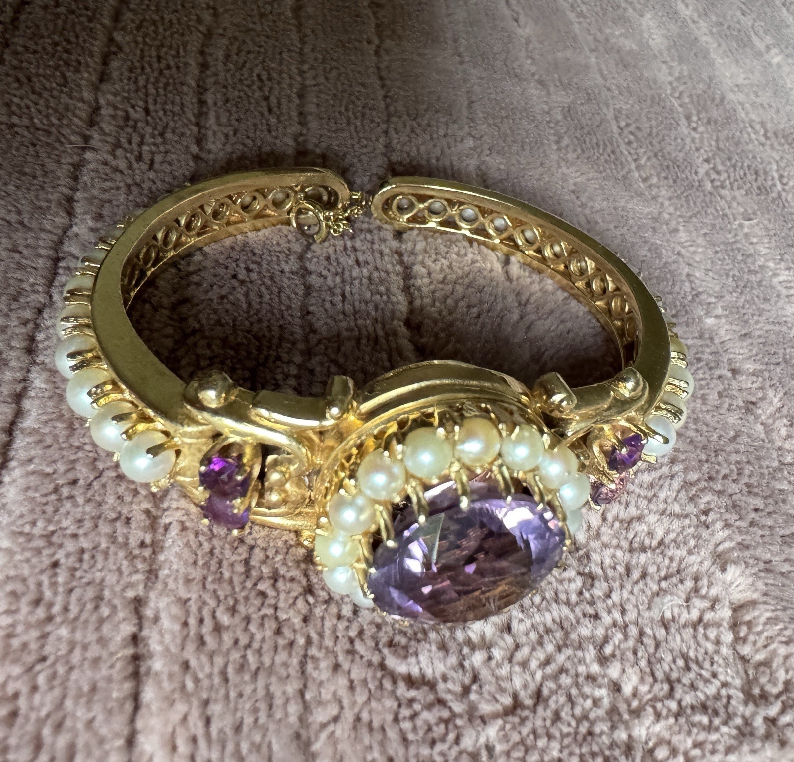 Heavy VTG Estate 14K Solid Yellow Gold 11.97ctw Amethyst Locket Bracket
