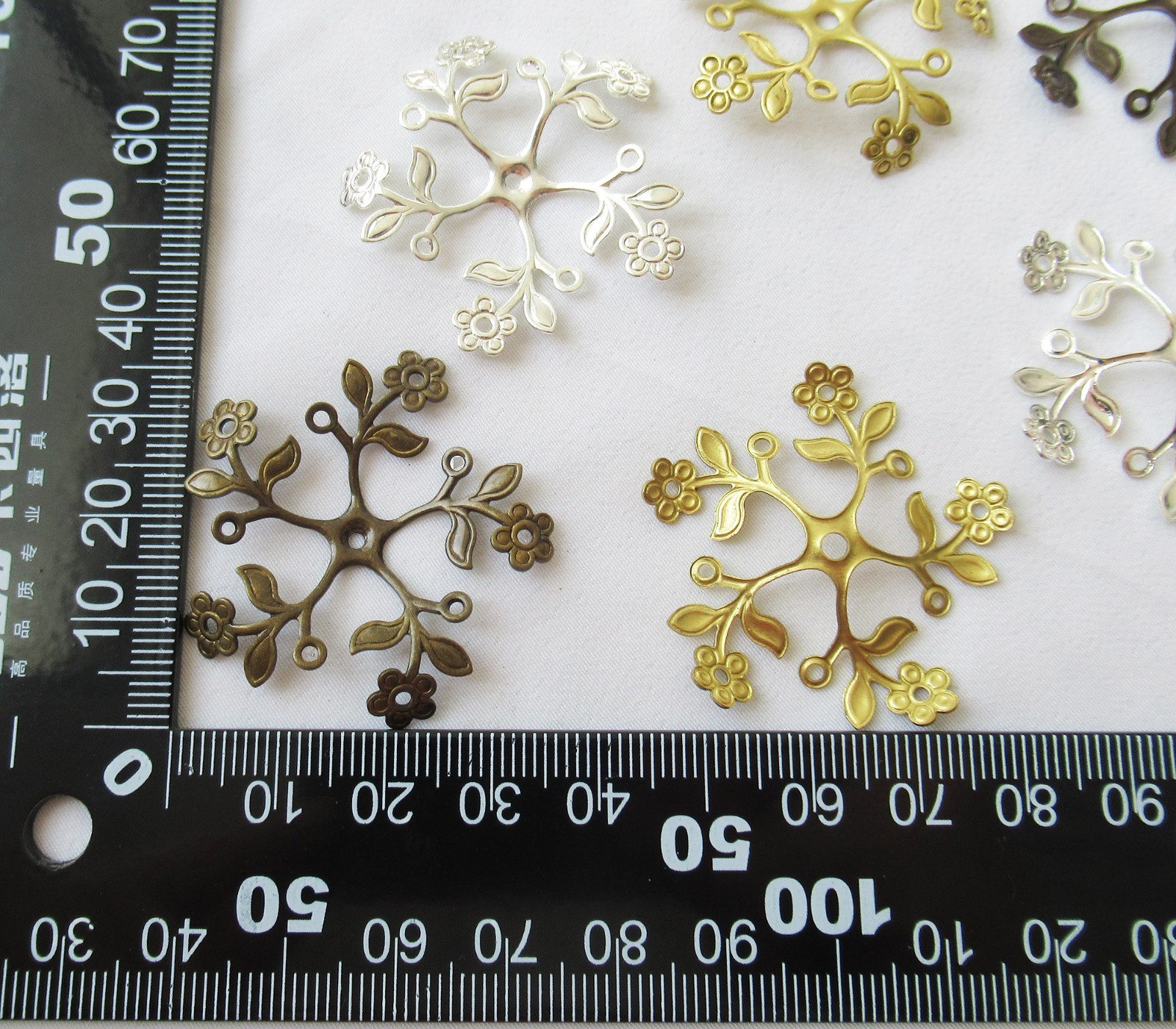 30pcs Flower Plants Bendable Filigree Stamping 37mm Raw Brass Jewelry Findings