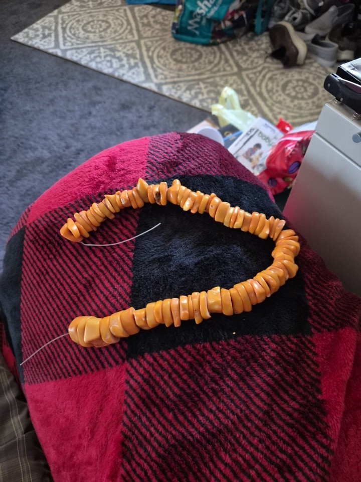 Vintage Butterscotch Baltic Amber Beads 17″ Long for jewelry making