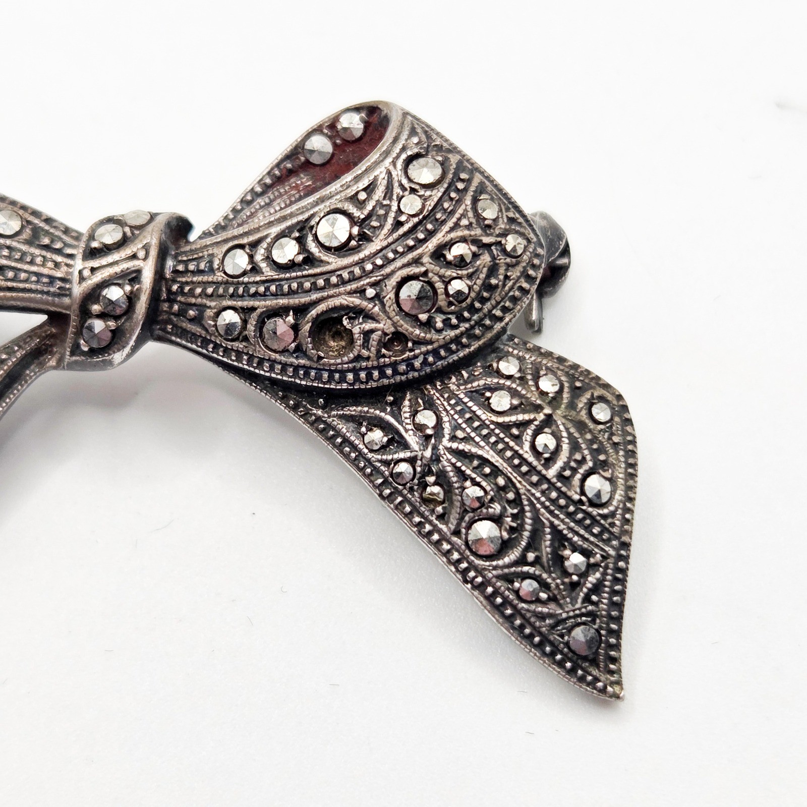 Vintage 835 Silver Marcasite Bow Brooch Art Deco Ribbon Pin European Silver
