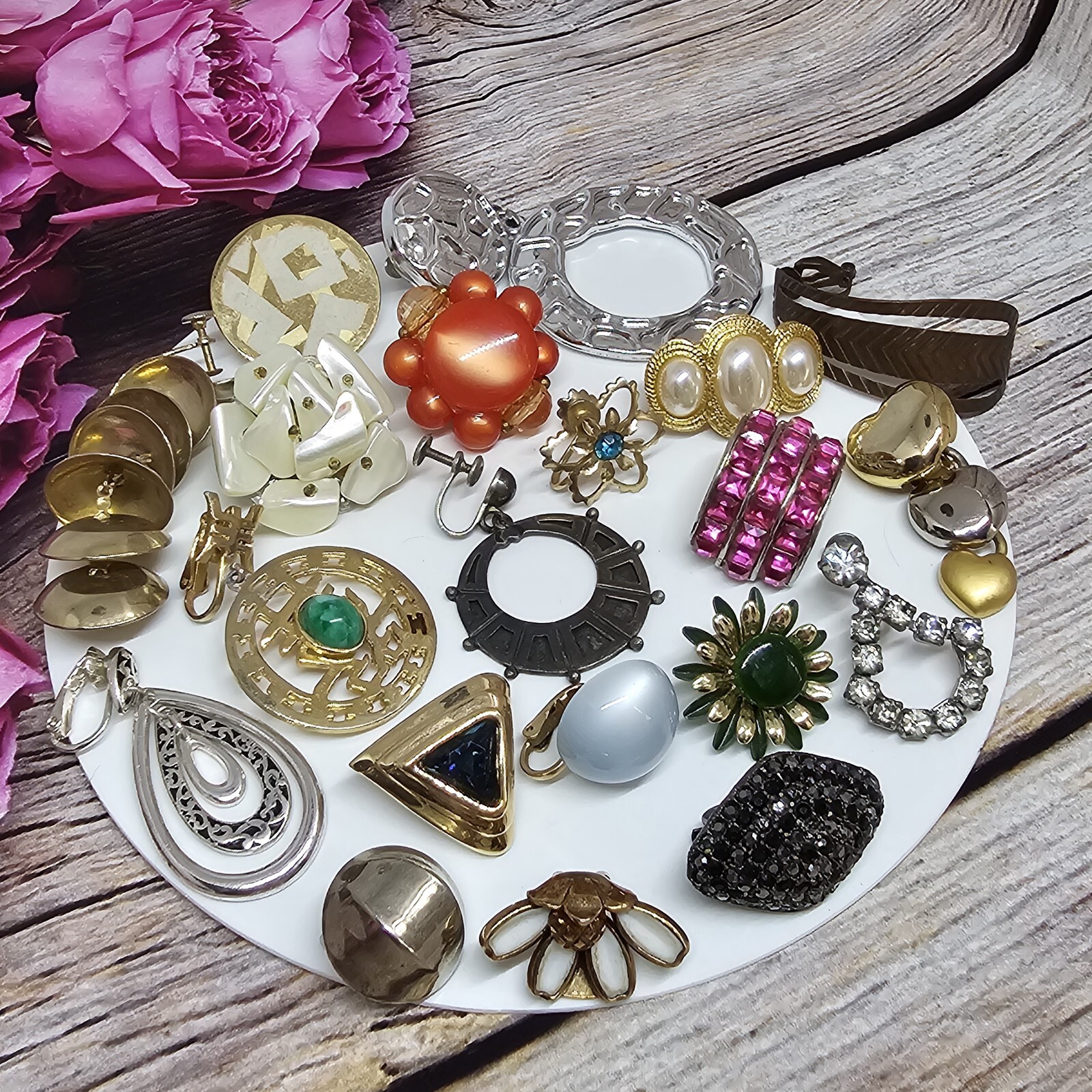 Single Mismatched Vintage Earrings Lot 70’s 80’s Retro Mod Statement Clip On