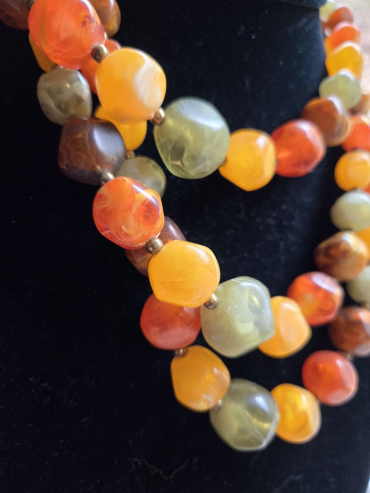 Vintage Swirl Plastic Triple Strand Necklace- great colors