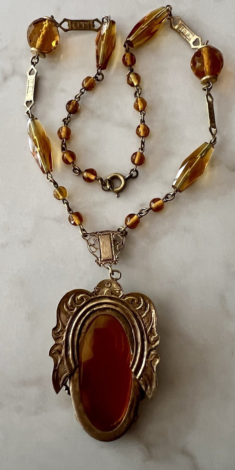 CZECH STUNNING VTG COGNAC COLOR FACETED BRASS FILIGREE ENAMELED PENDANT NECKLACE