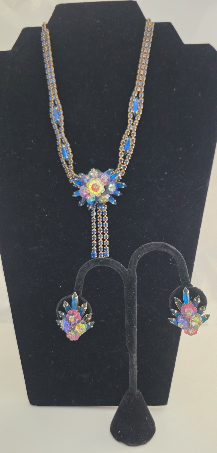 Frank Rifas Signed AB Rhinestone Bib Necklace & Earrings Set Vintage Glam 💎✨🖋️
