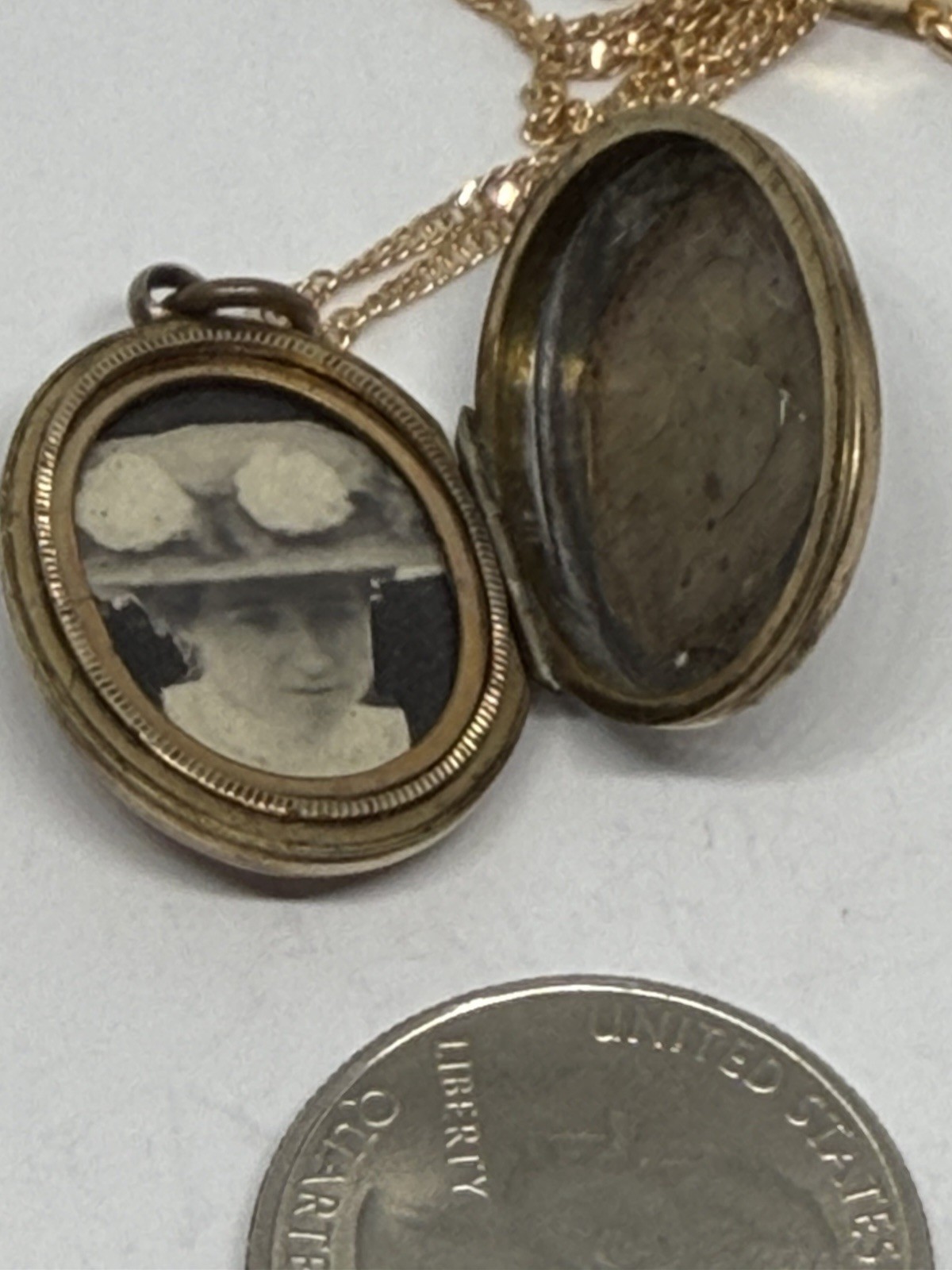 Antique Double Sided Rose Rolled Gold Fleur de Lys Flower Locket Necklace AS IS