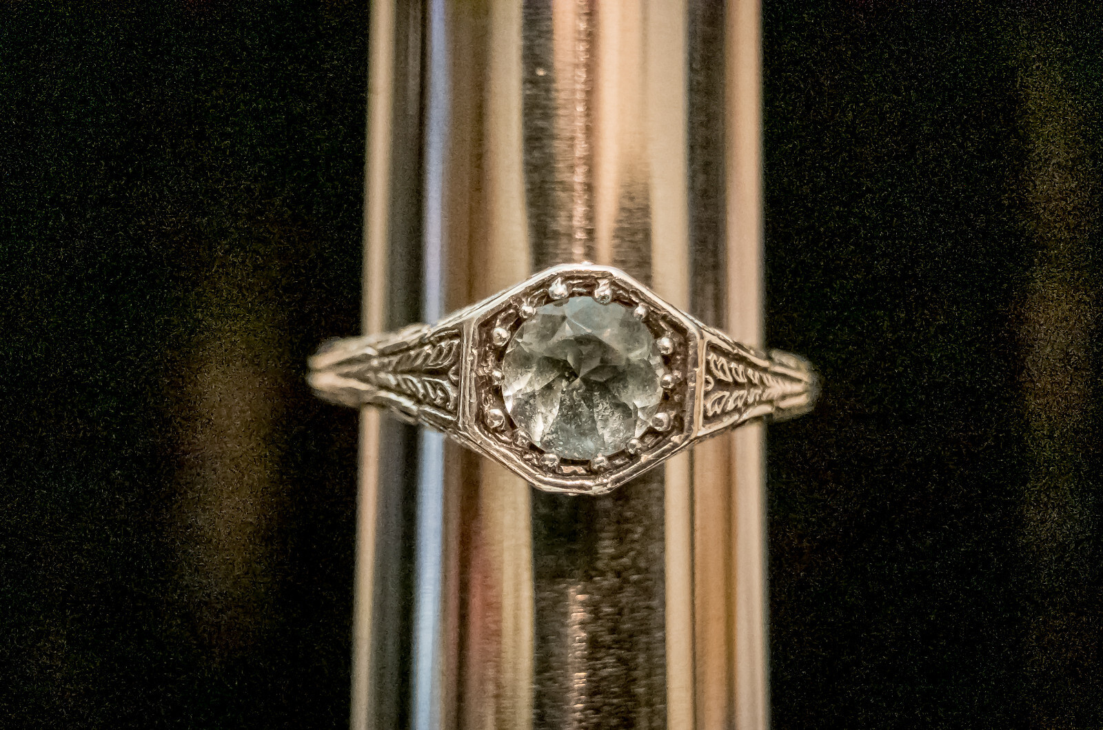 Vintage Sterling Silver Filigreed Openwork Ring with Glass Stone
