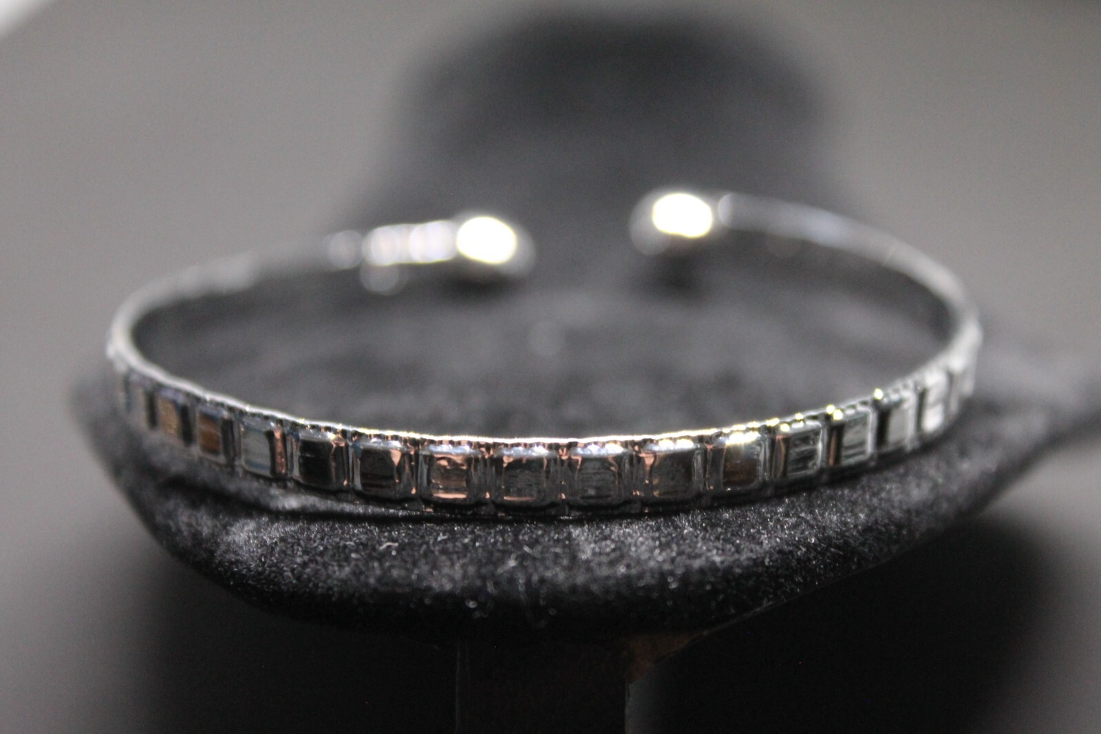 Stainless Steel Vintage Style Open Bangle Braclets With Carvings Inlay Set Of 3