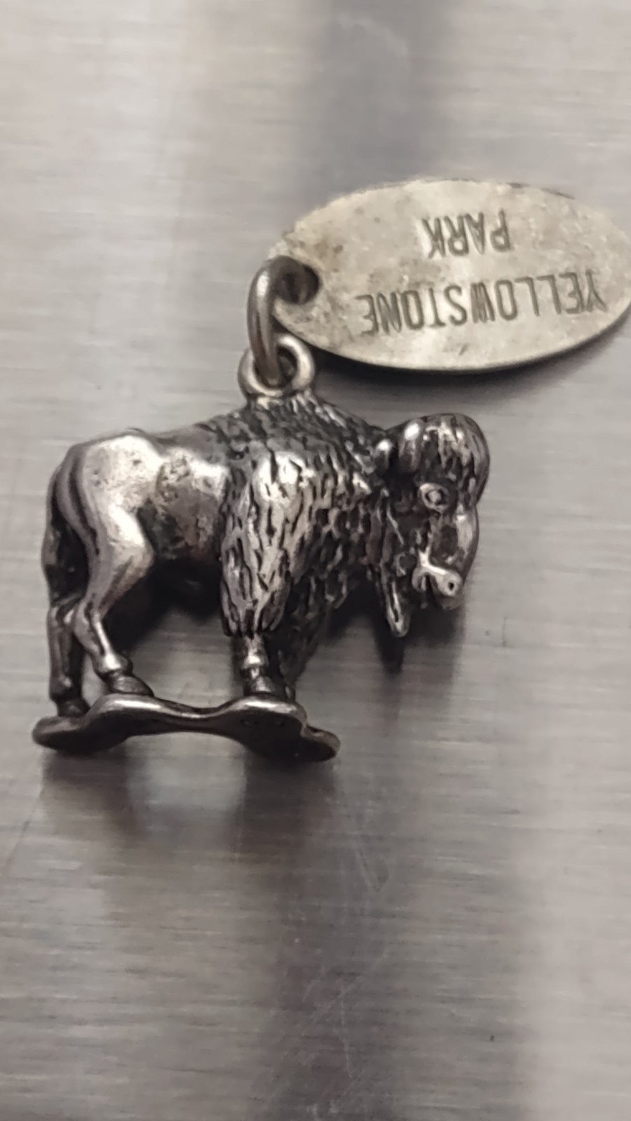 Vintage 1984 Sterling Silver 4g Bison Buffalo Yellowstone Park Charm Pendant