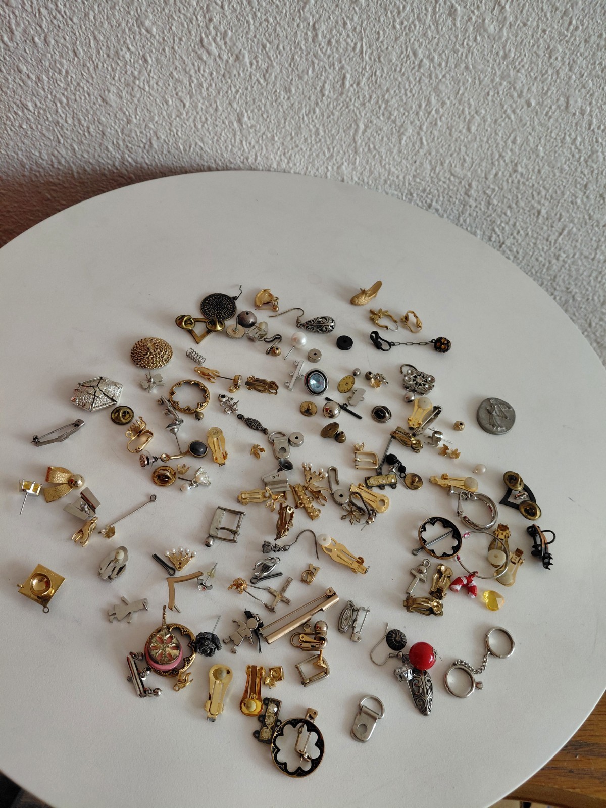 Vintage Modern Post Earring Lot Junk Costume Jewelry For Parts About 100 Pieces