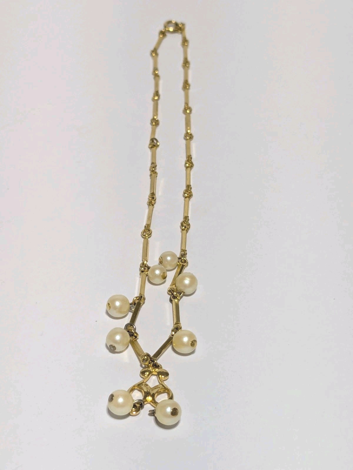 Gold Tone Bar Link & Faux White Pearl Pendant Necklace Vintage 14″