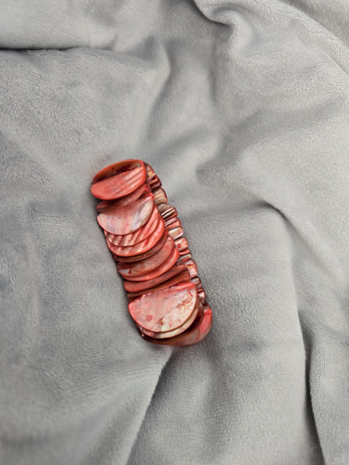 Bracelet Painted Coral Color Shells Stretchy Pretty! See Photos