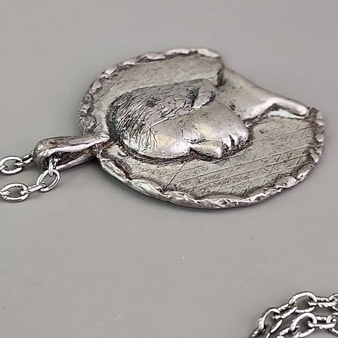 Vintage Lady Profile Necklace Repousse Silver Tone 23.5″