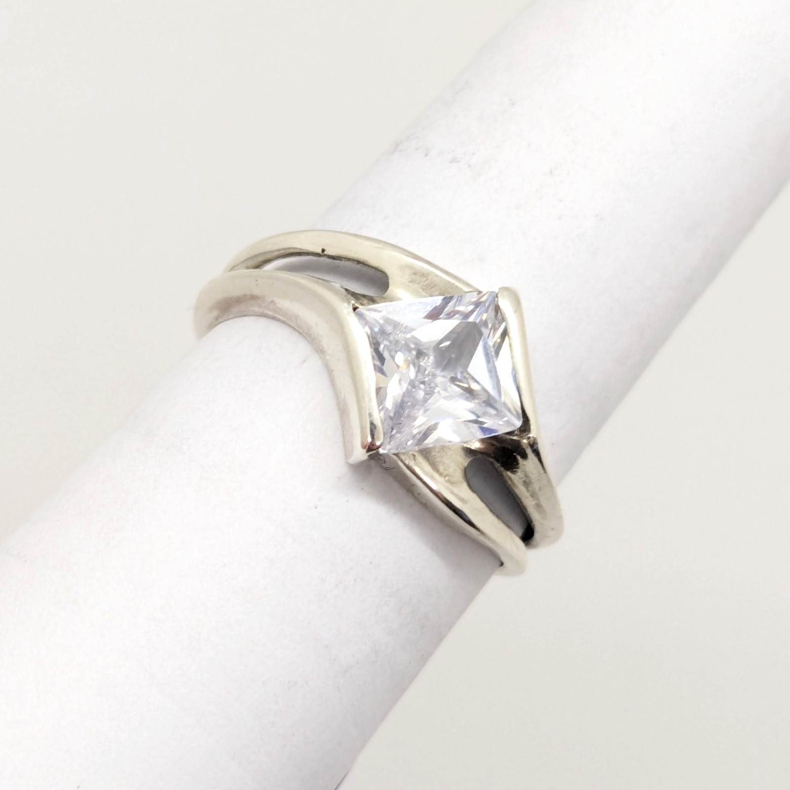 Vintage Elegant RING Silver 925 with Chic Bright Stone -size: 9.25US (19mm)| #25