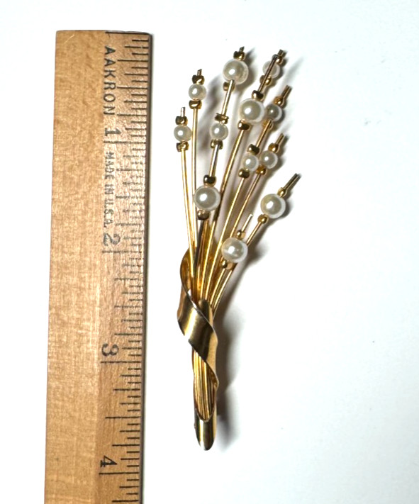 Flowers Brooch Pin Vintage Gold Tone Faux Pearls 3.5 in