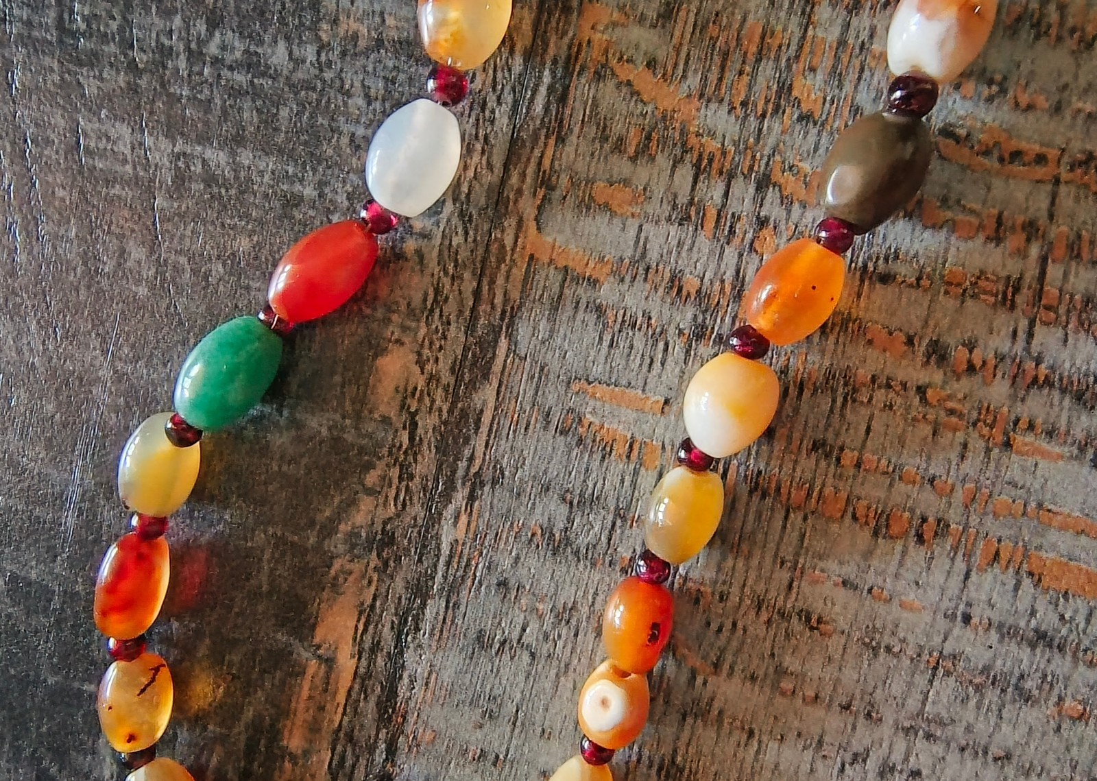 Vintage Chinese Moss Agate gemstone necklace, graduated polished beads, rare