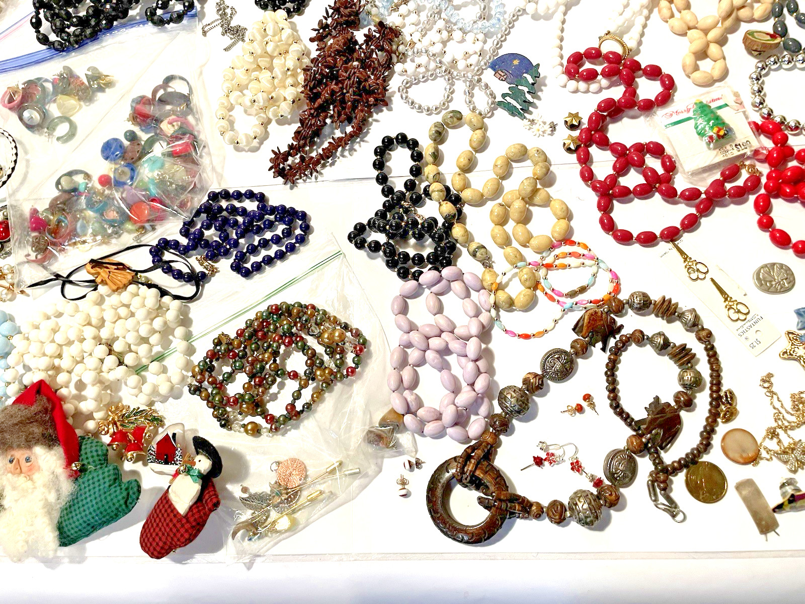 Estate 5 lb. Bag Mixed Jewelry Lot Vintage Modern DIY JUNK CRAFT REPAIR Unsorted