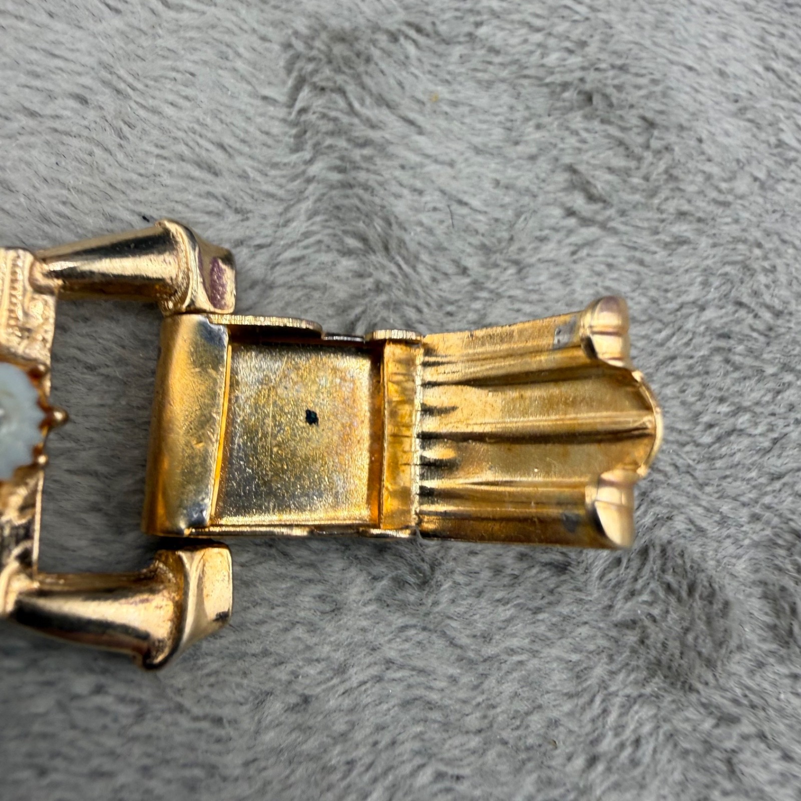 Vintage Florenza Bracelet Gold Tone Signed 7”