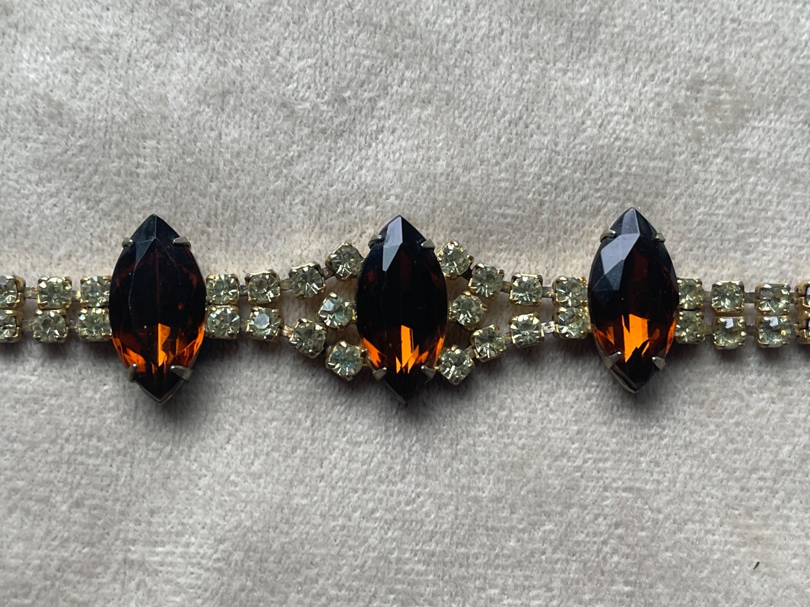 Vintage Amber Marquise Rhinestone Bracelet 7″ Julianna?