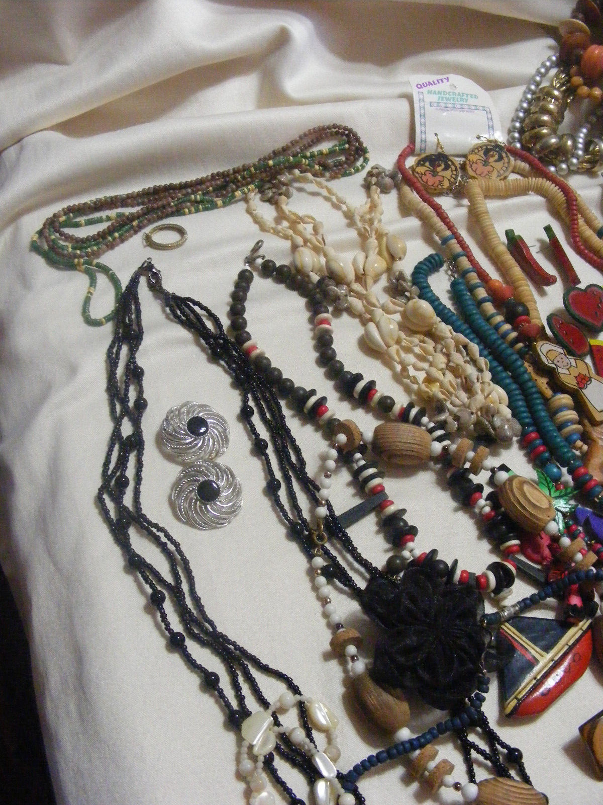 Vintage Jewelry Lot 9+ Pounds 100+ Pieces 50+ Necklaces Bracelets Earrings #E