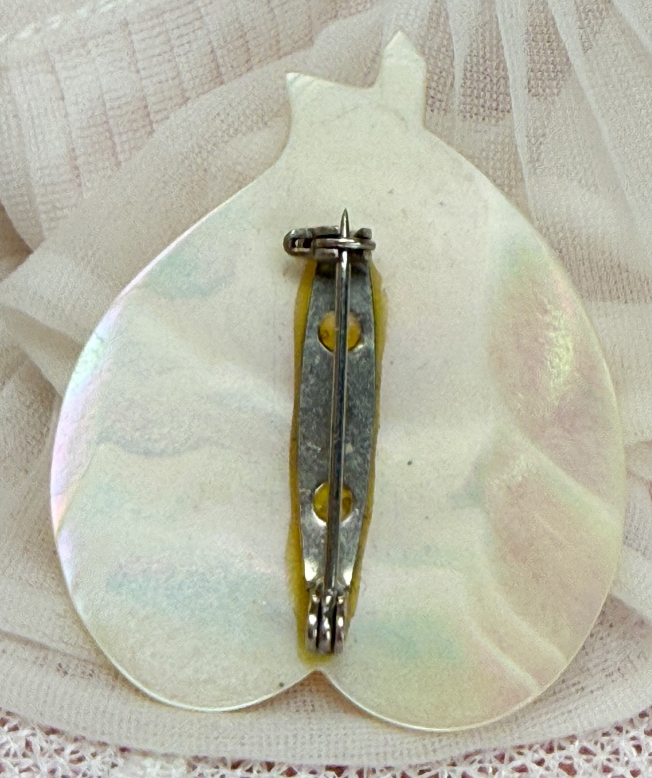 GORGEOUS Carved Brooch 1-3/4” Mother of Pearl ANTHURIUM Plant Bloom Pin