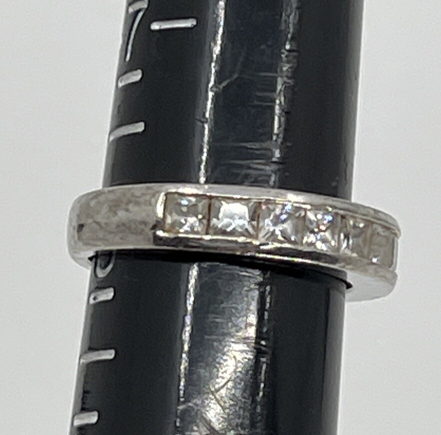 Vintage Estate Sterling Silver & Sparkly Cubic Zirconia Pave Ring Size 8