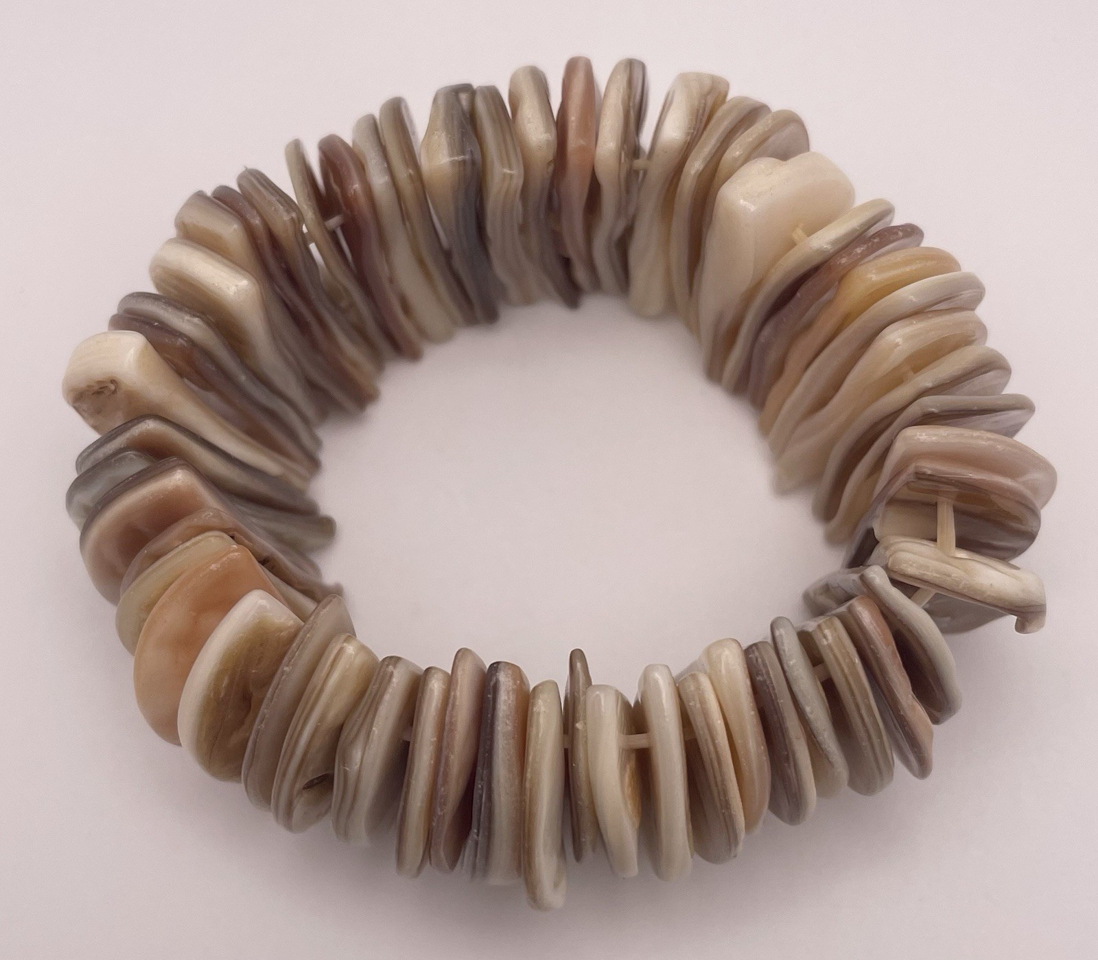 Coastal Shell Vintage Stretchy Bracelet in Cream Brown Beige Earth Tones