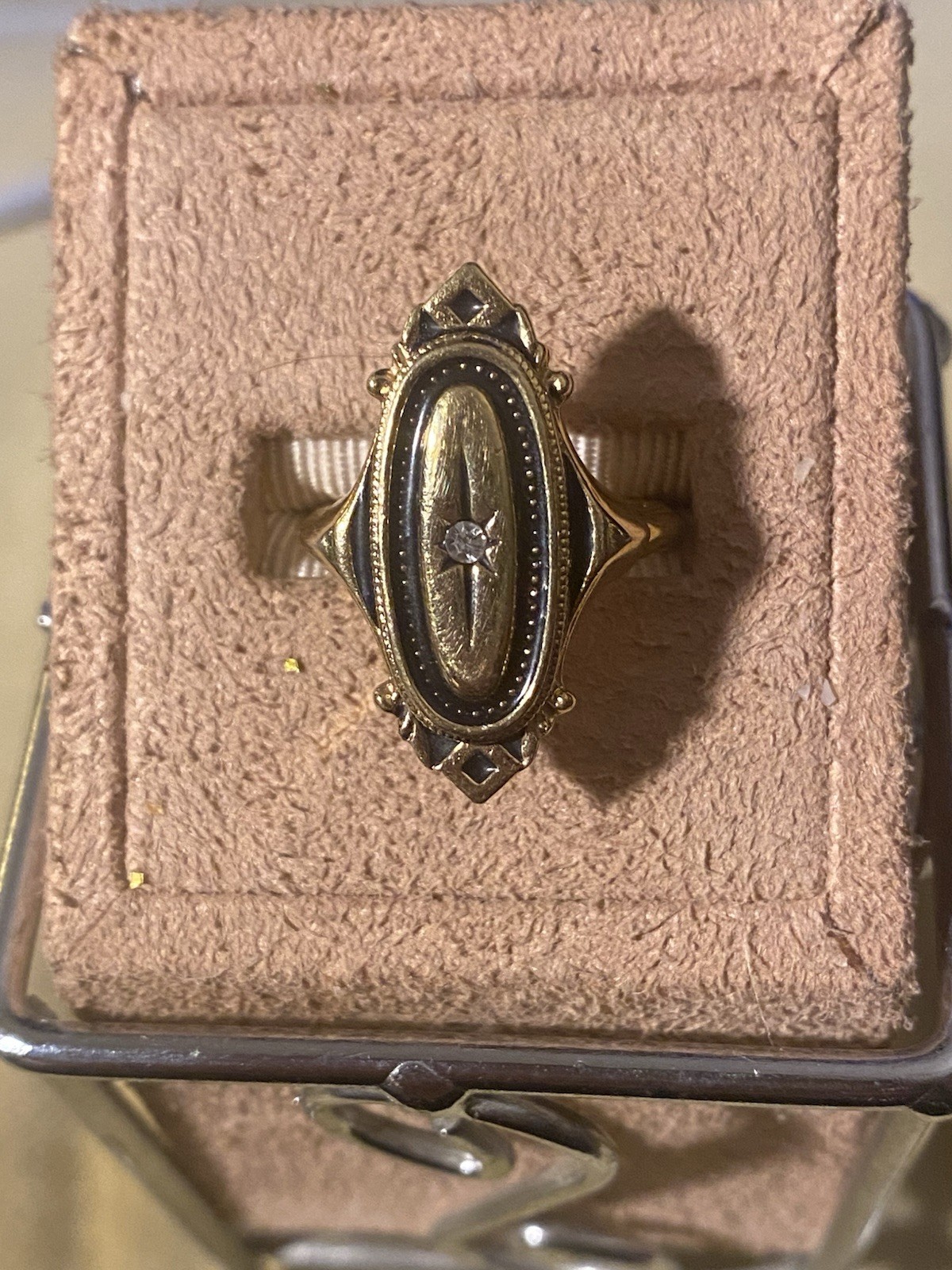 Vintage Avon Kensington Ring Gold Tone Victorian Style Size 6.5 Signed Jewelry