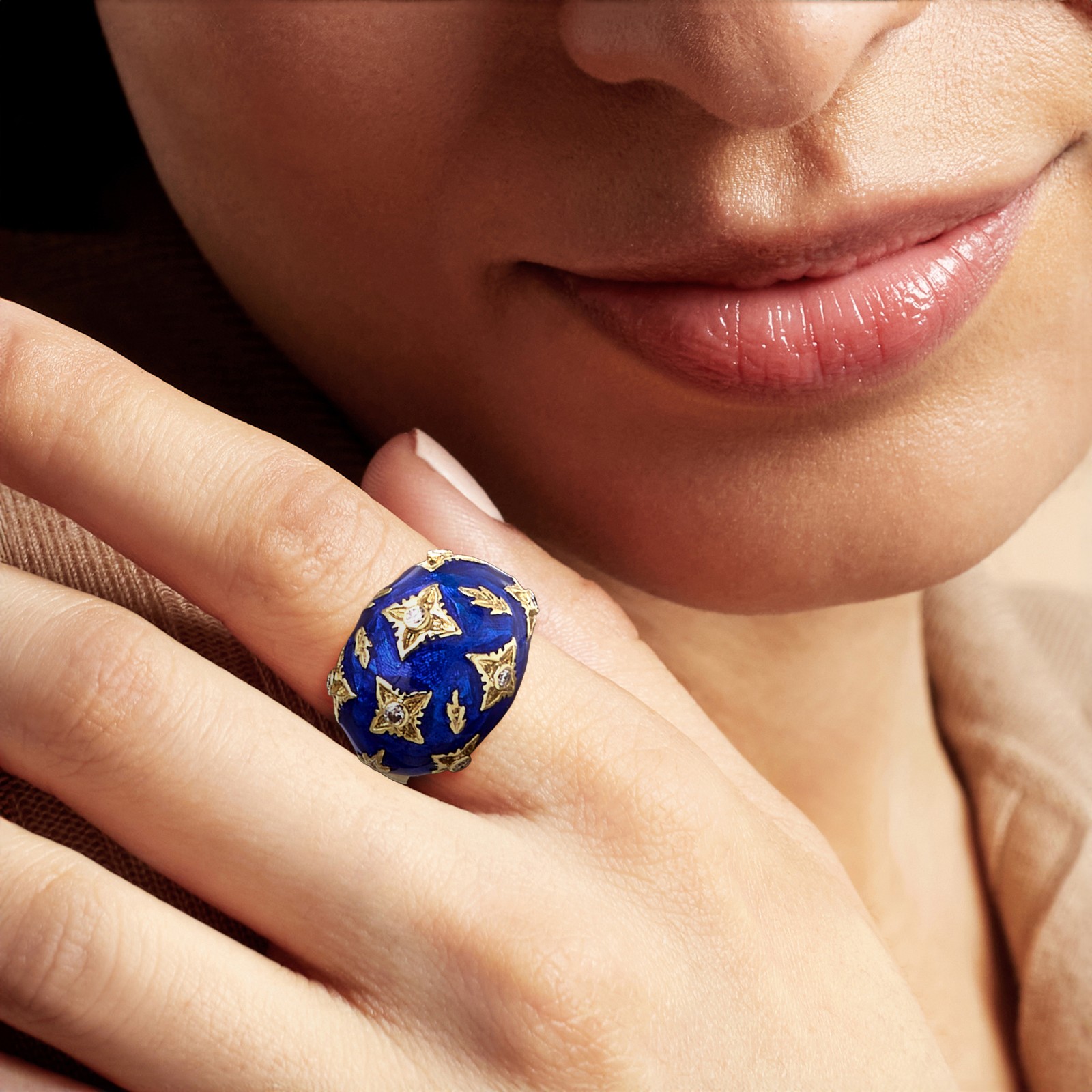 Vint Diamond Dome Rng w Blue Enam in 14k Gold Size 7.5
