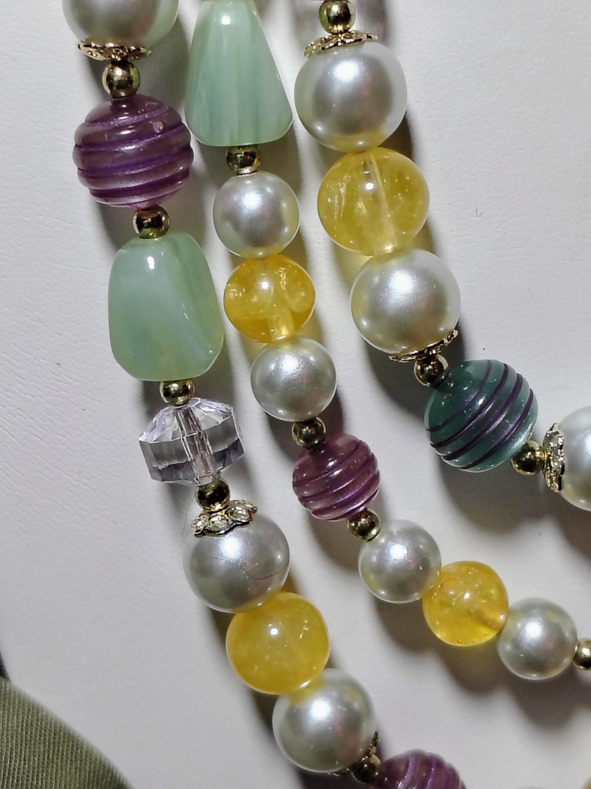 S401 Vtg Set Japan Multi Strand Beaded Necklace Clip Earrings Glass Faux Pearl