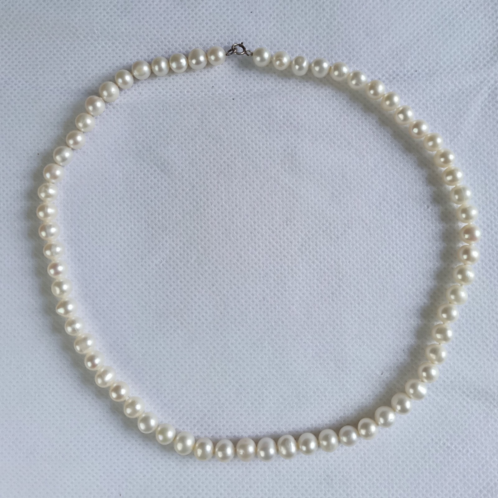 Vtg 17″ Classic Ivory Single Strand Fresh Water Round Pearl Necklace 6.35mm